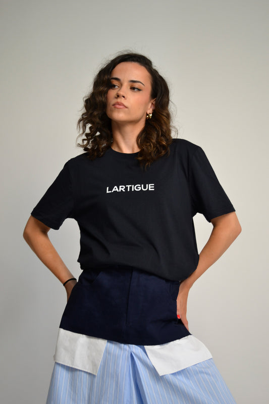 LARTIGUE CLASSIC FIT NAVY T-SHIRT